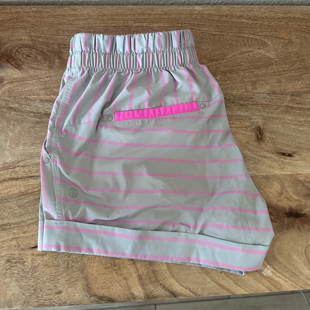 Pow pink Size 10 lululemon shorts